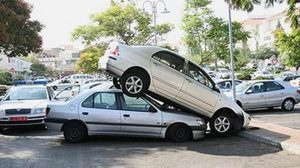 Preventable Car Park Accidents 3 5 Totally Preventable Car Park Accidents 4 bee attack